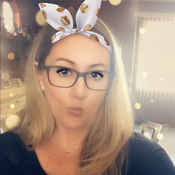 Meet your Posher, Cassie - Picture 1 of 1